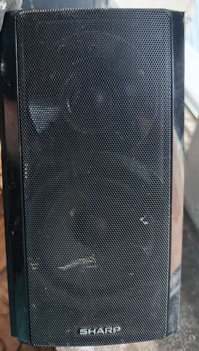 Mikrowieża Sharp XL-HF201 z głośnikami