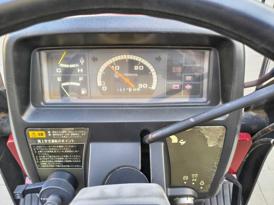 Японський мінітрактор Mitsubishi MT 165