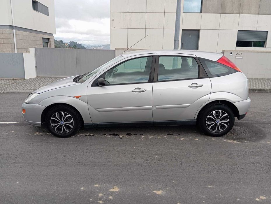 Ford focus 1.4 16v impecável