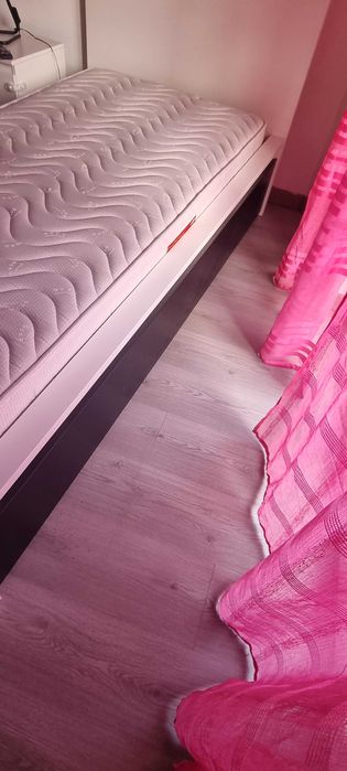 Cama solteiro 90×200cm.