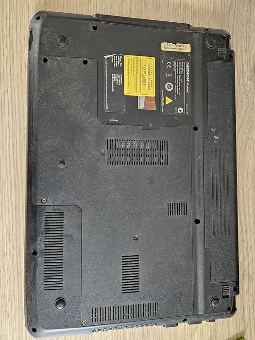 Laptop Medion Akoya E6234