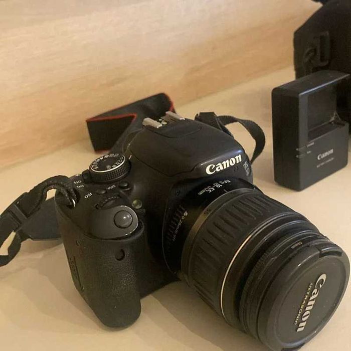camara canon 600D
