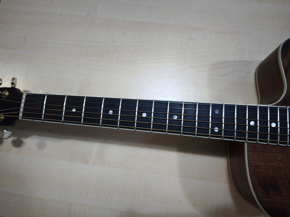 Gitara elektroakustyczna Framus