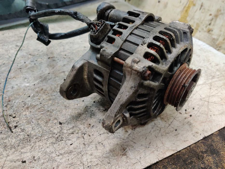 Mitsubishi Carisma 1.8B Alternator