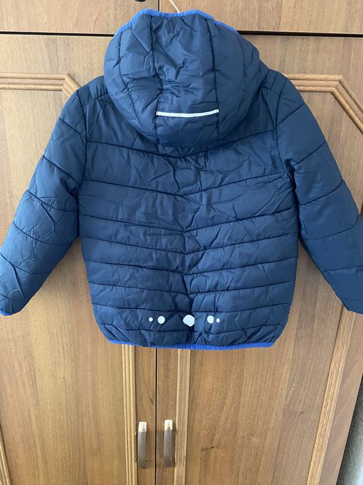 Демисезонная куртка H&M 98-104см