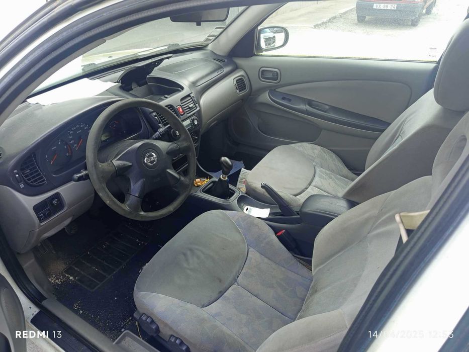 Para peças Nissan Almera Van N16 2.2DI ano 2000