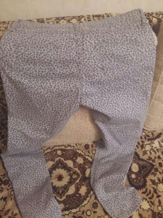 Жіночі джинси-скині