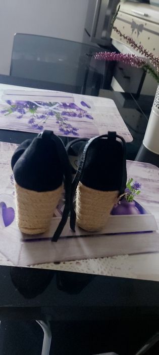 Espadryle czarne na koturnie
