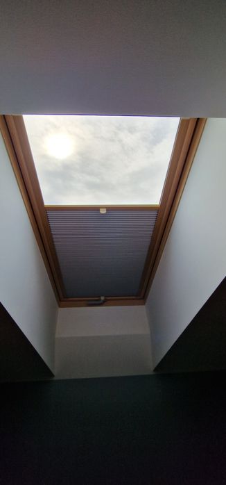 Plisy Dachowe / Na okna dachowe ROLETY