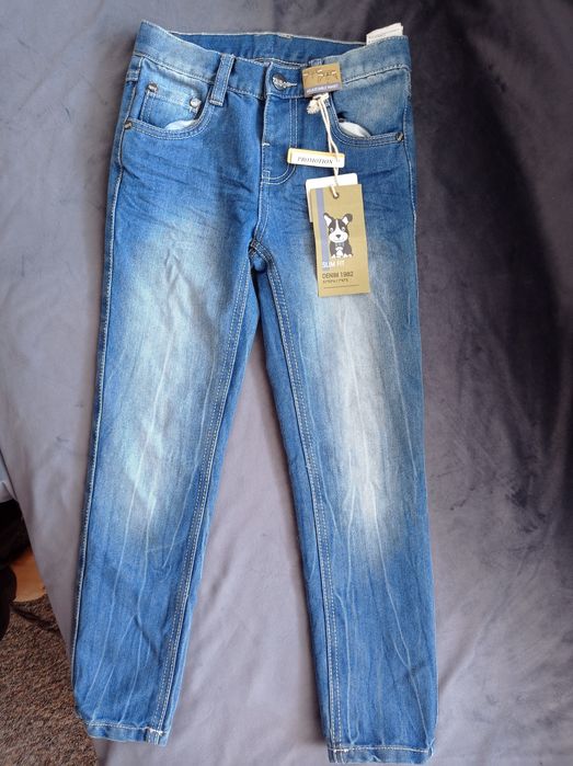 Nowe spodnie z metką jeansy 128