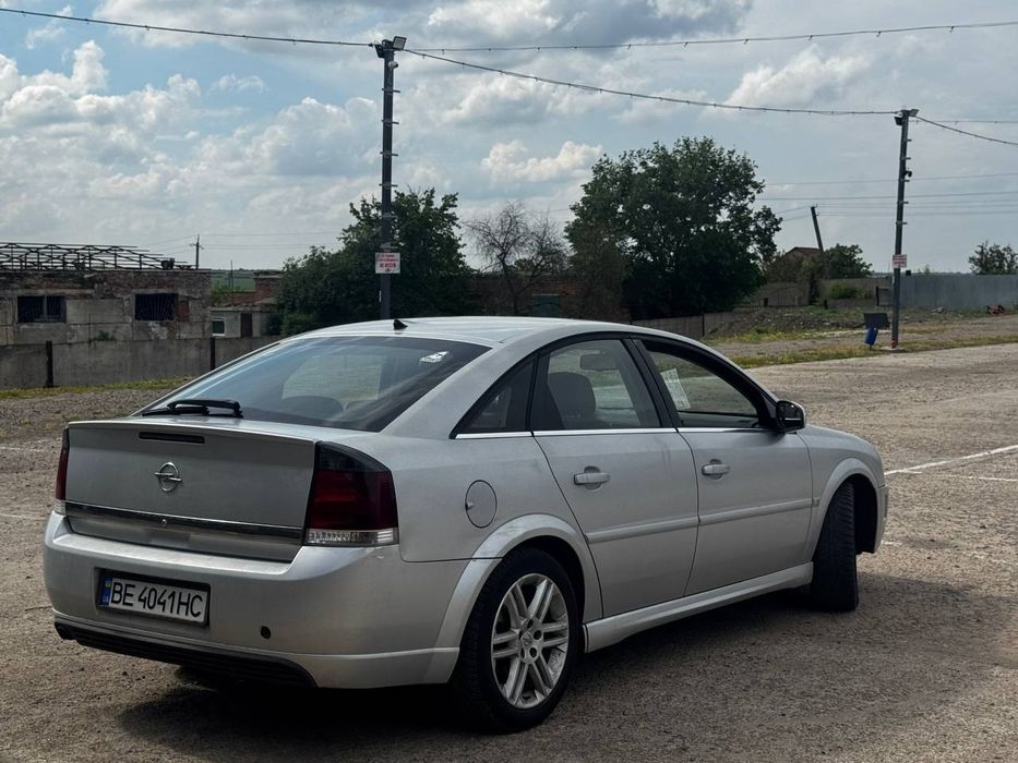 Автомобіль Opel Vectra
