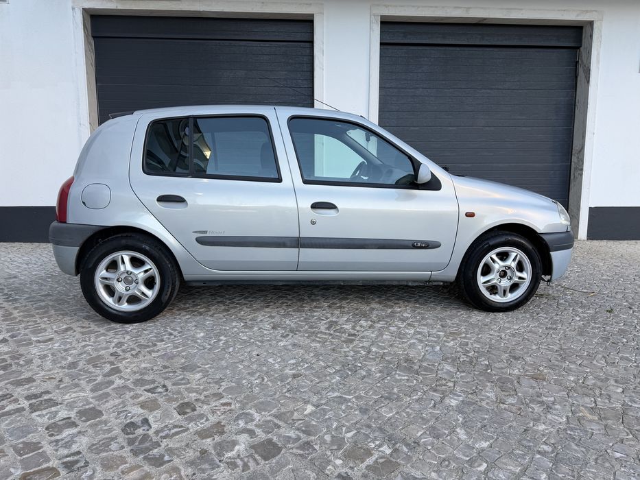 Renault clio 1.2 16V