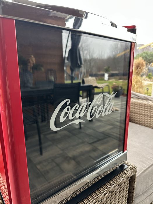 Praktycznie nowa, oryginalna chłodziarka Coca-Cola firmy Husky