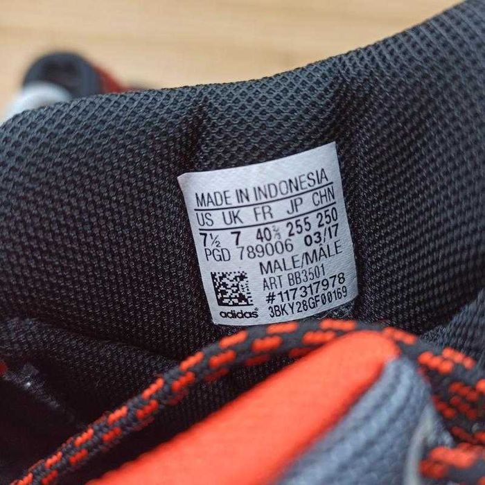 Кросівки Adidas Kanadia 8.1  Розмір 40,5 (25.5 см.)