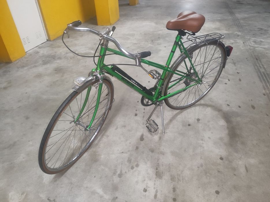 Bicicleta antiga motobecane