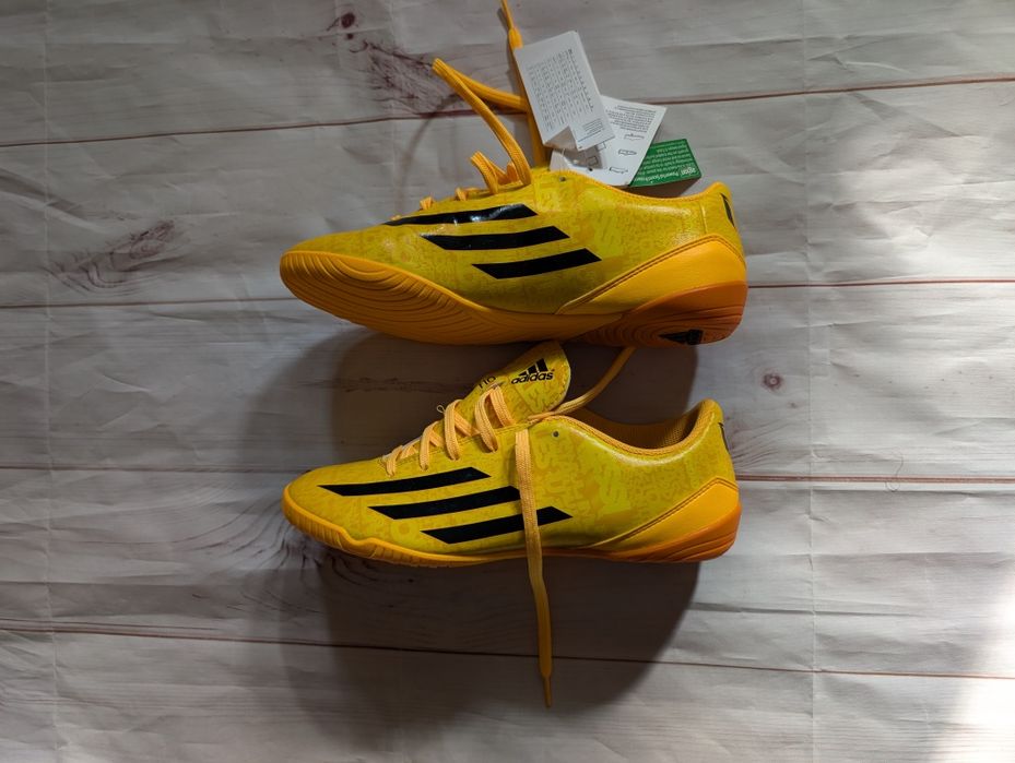 Футзалки бампи adidas f10 Messi нові 40
