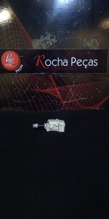 Fecho Da Tampa Do Combustivel Volkswagen Passat (3B3)