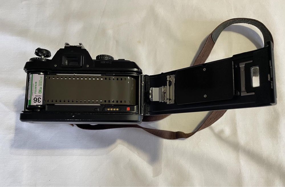 Фотоаппарат Nikon F-301.