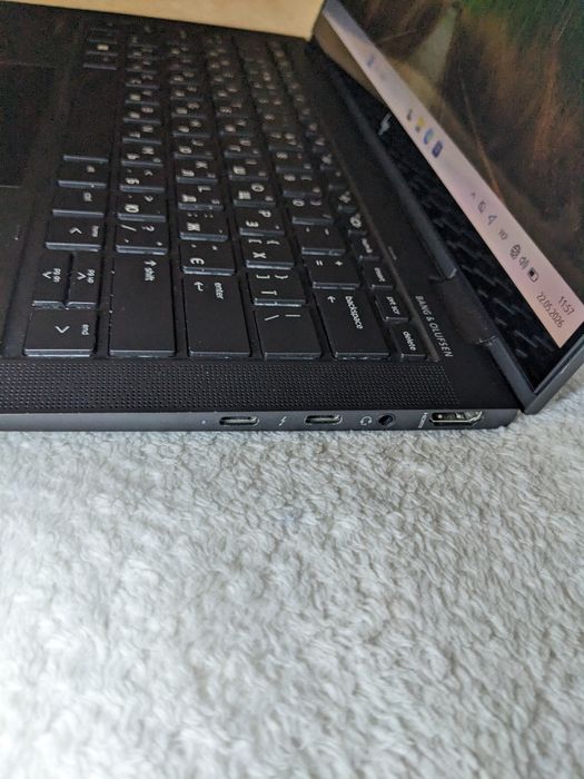 HP Elite Dragonfly Max 13.3" Touchscreen Intel IRIS XE Graphics i7 11th 16GB 1TB SSD