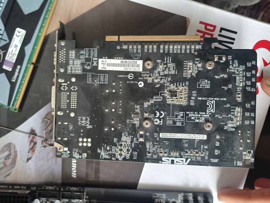 Відео Карта 750 ТІ