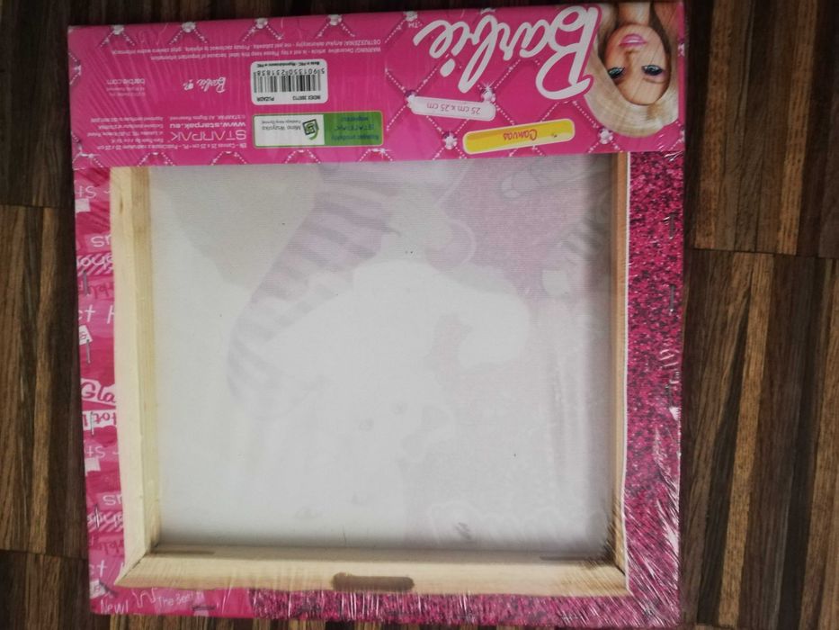 Nowy obrazek na ścianę Barbie