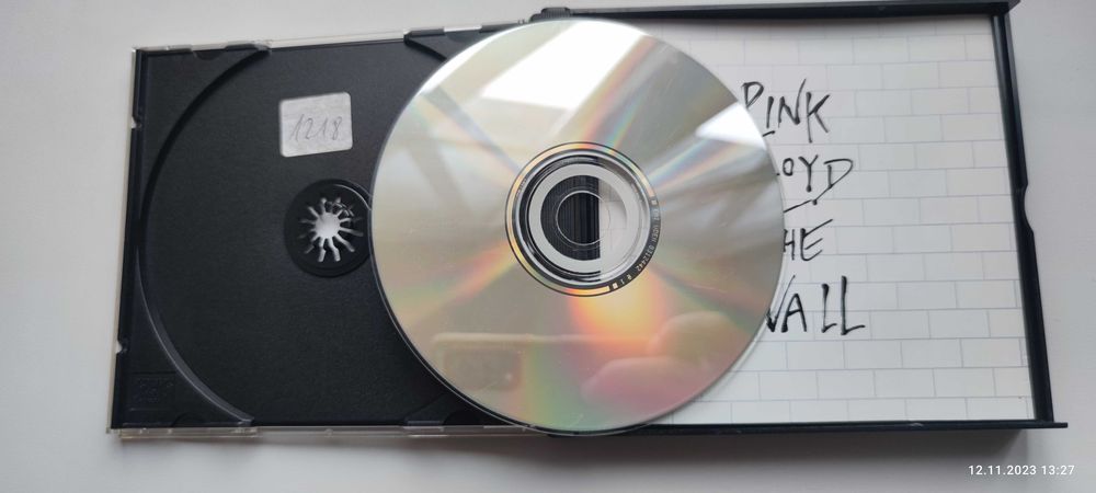 pink floyd the wall - купити CD, DVD диски - Ціна на OLX.ua