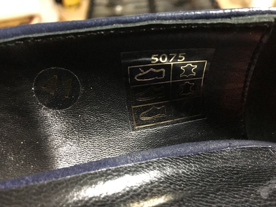 Buty całe ze skóry rozm. 41 jak nowe