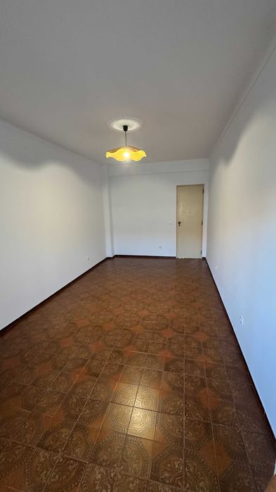 Apartamento T2 para arrendamento