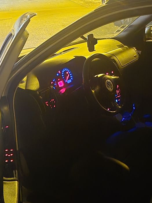 Vw golf IV variant highline 1.6 gasolina