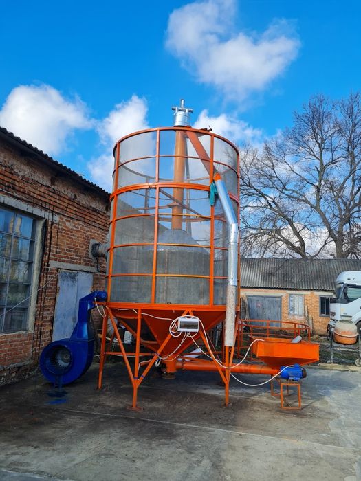 Зерносушарка бункерна мобільна. Сушка для зерна