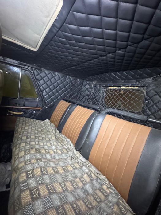 Автомобіль УА3-469б