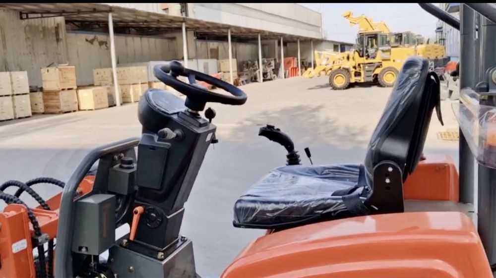 Ładowarka kołowa  EVERUN.