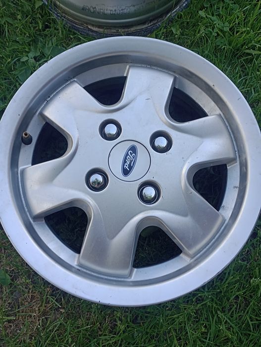 Диски оригінал Ford  R-14б/у