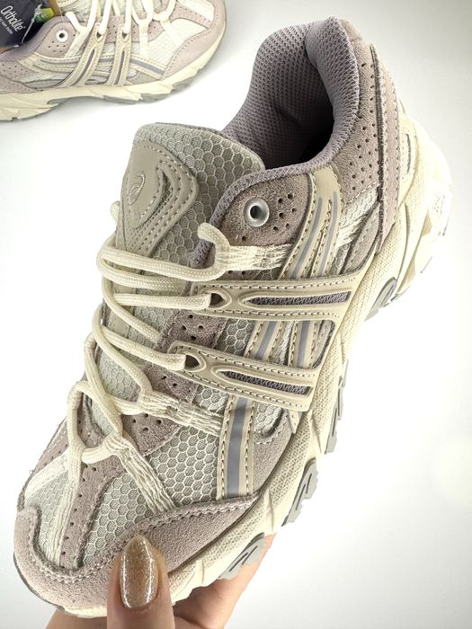 Кроссовки Asics НОВЫЕ - 37 размер есть в наличии