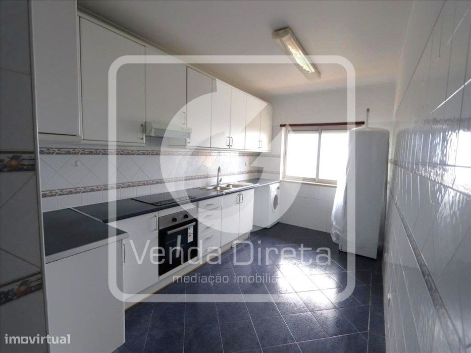 Apartamento T3 com 144² no Alto do Seixalinho | Perto da Estação Fe... — Alto Do Seixalinho, Santo André E Verderena, Setúbal