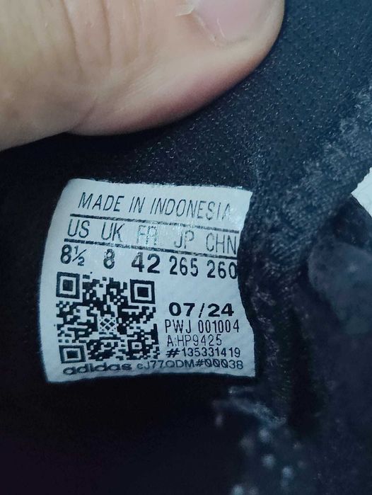 Sapatilhas Adidas tam. 42 em muito bom estado