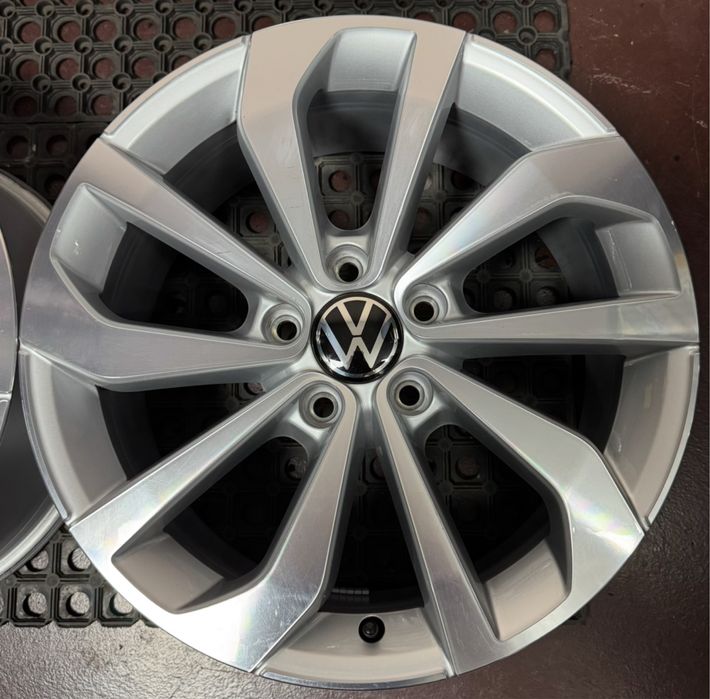 Диски Volkswagen R17 Golf Jetta Passat T-roc Tiguan VW Johannesburg VW