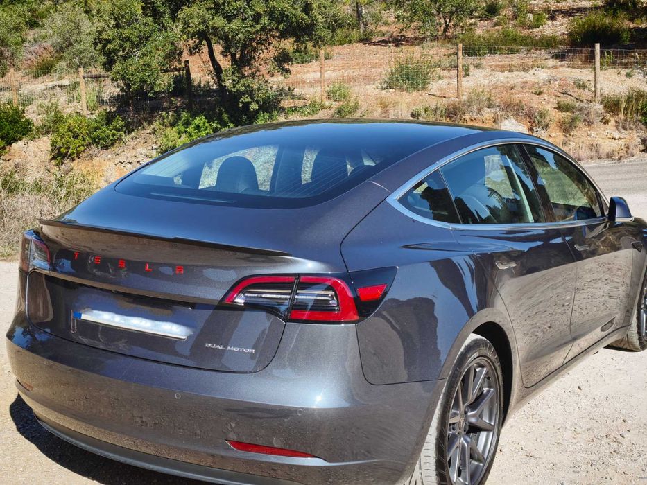 Tesla Model 3 com 36 Meses de garantia - Oportunidade