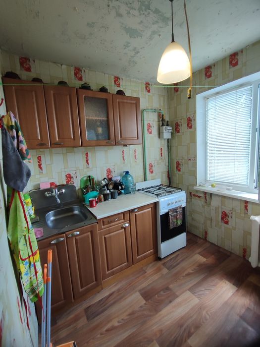 Продам 3- х кімнатну квартиру на 44- му кварталі