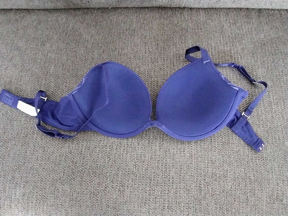 Biustonosz stanik r. 80B push-up granatowy Tchibo