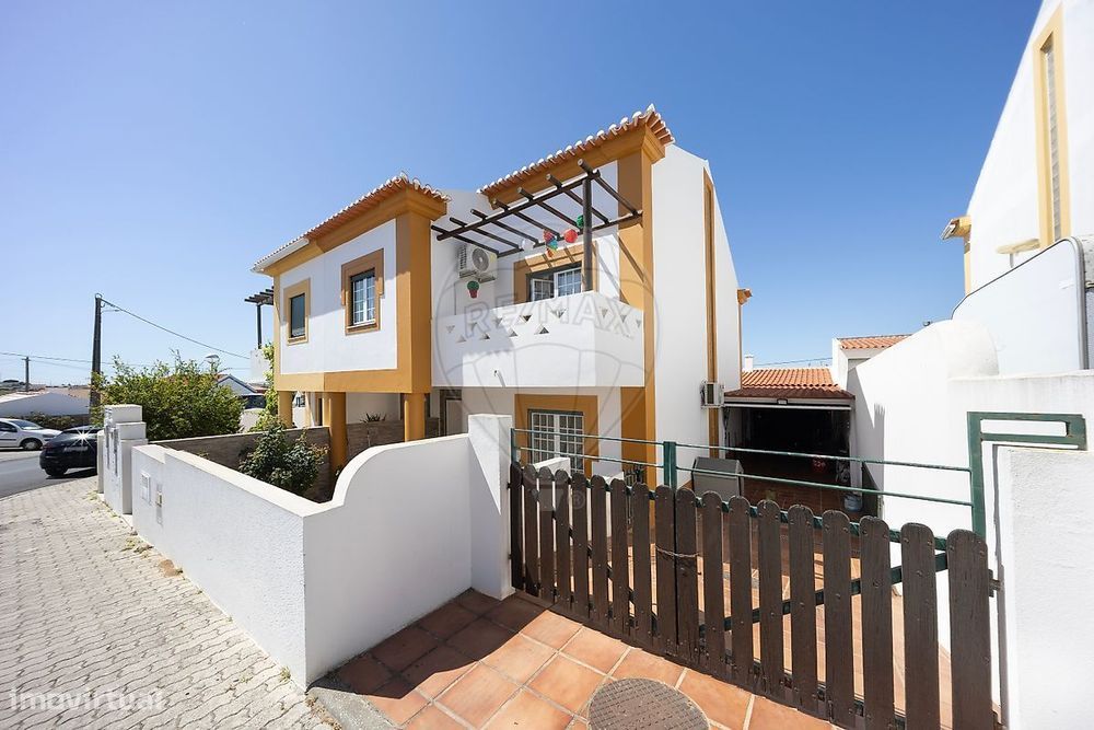 Moradia T4 para venda
