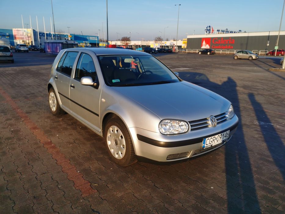 Volkswagen Golf 4 1.6 benzyna