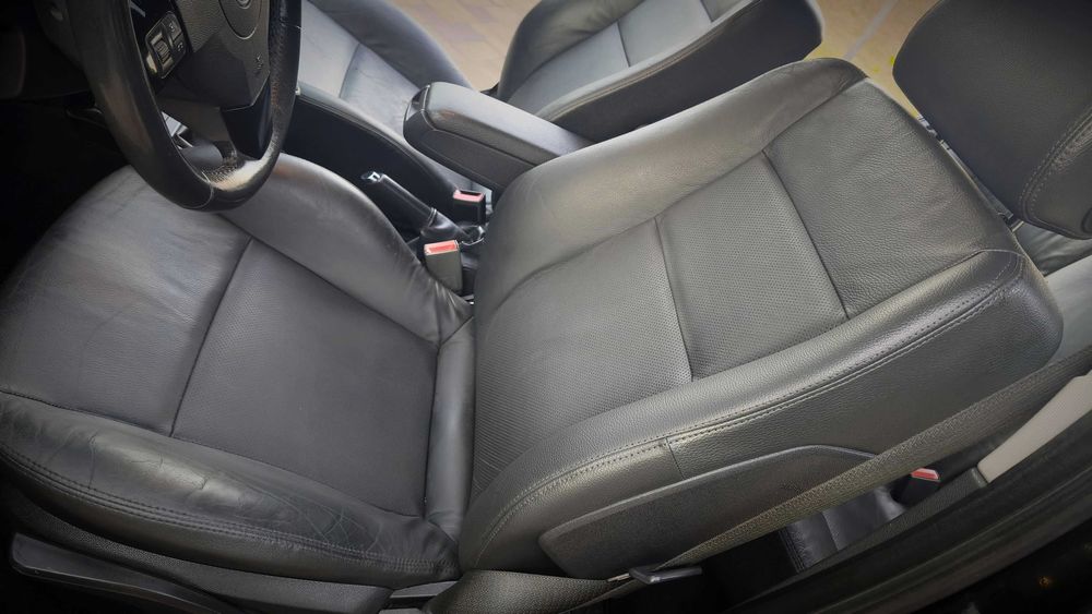 Opel Astra 2009р шкіра 1,6 бензин Без підкрасів Розмитнена Ідельний стан!