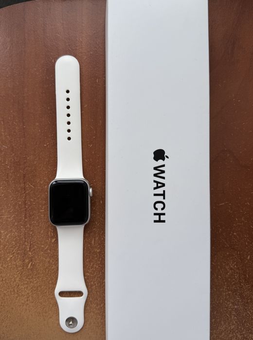 Apple Watch SE 40mm, вживані