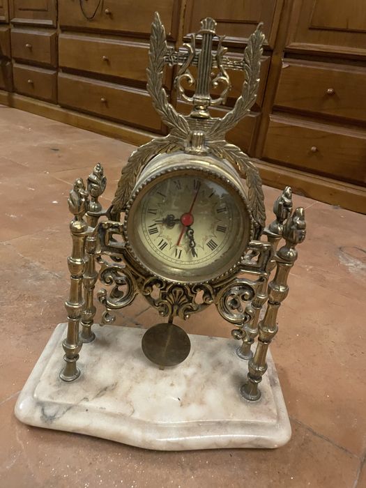 Relógio de Mesa Vintage Blessing (Alemanha Ocidental) – Latão e Mármore