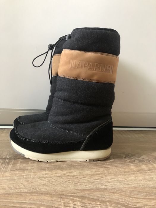 Зимові дутіки Napapijri мунбути