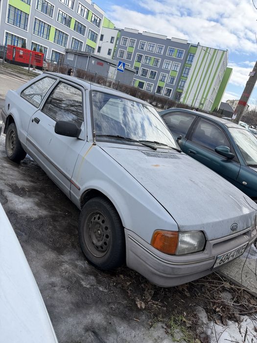Ford Escort купе