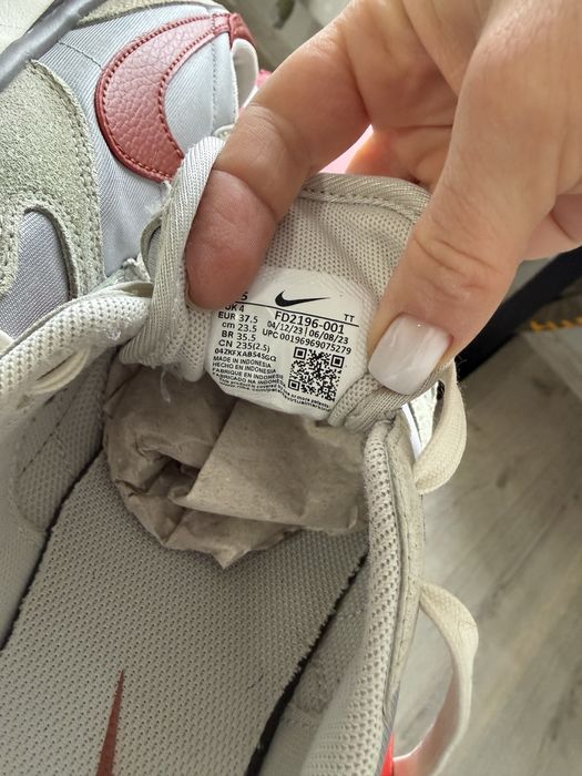 Кросівки Nike phoenix waffle 36,5 розмір