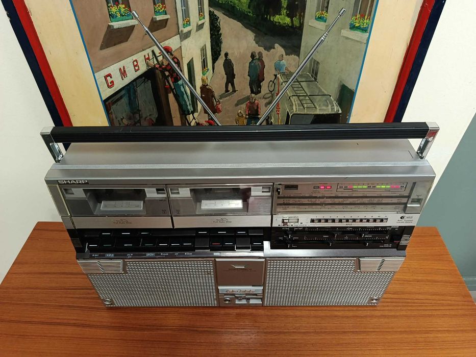 Radiomagnetofon dwukasetowy Sharp GF-555 Boombox z lat 80