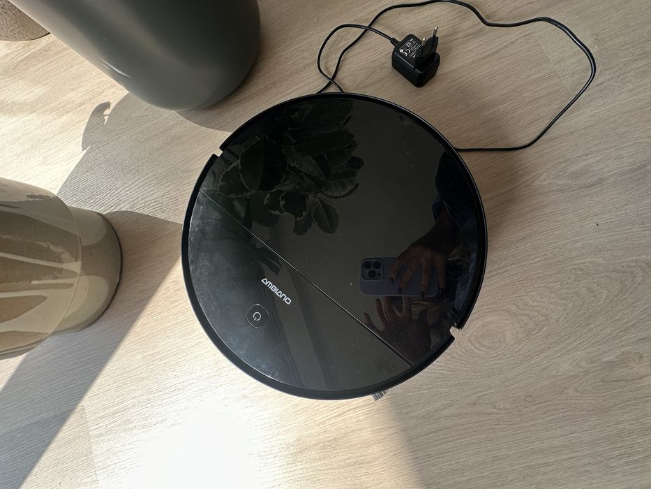 Aspirador robot ambiano